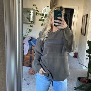 DKNY Vintage Fall Green Sweater with Blue Accent